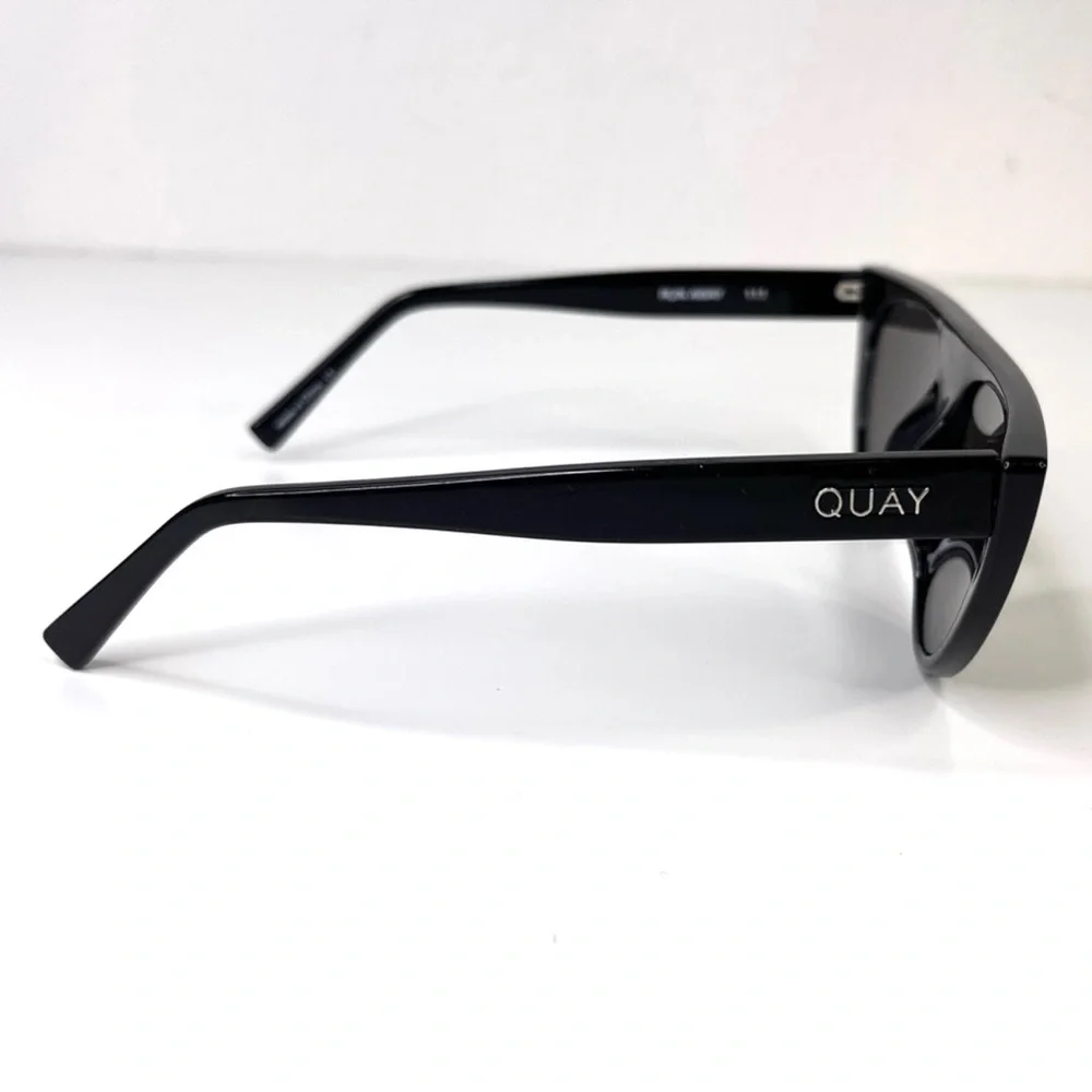 QUAY AUSTRALIA Run Away NEW Black Cat Eye Sunglasses NEW